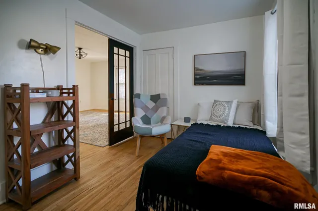 $128,000 | 224 South Henderson Street, Toulon, IL 61483