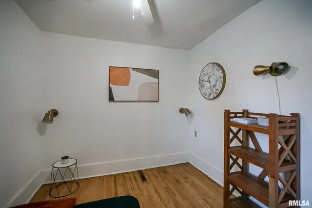 $128,000 | 224 South Henderson Street, Toulon, IL 61483