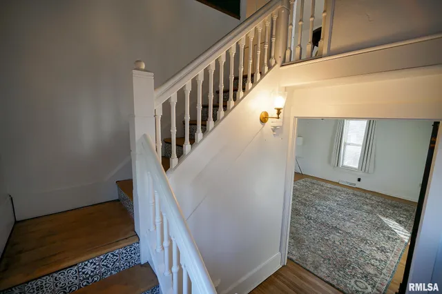 $128,000 | 224 South Henderson Street, Toulon, IL 61483