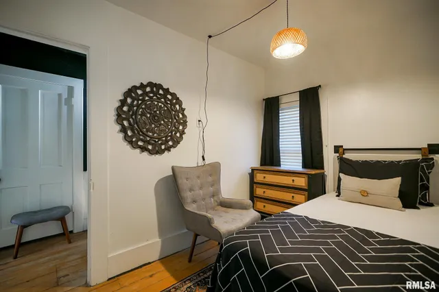 $128,000 | 224 South Henderson Street, Toulon, IL 61483