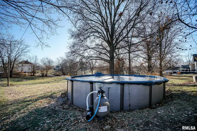 $128,000 | 224 South Henderson Street, Toulon, IL 61483