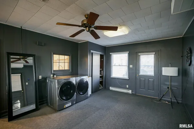 $128,000 | 224 South Henderson Street, Toulon, IL 61483