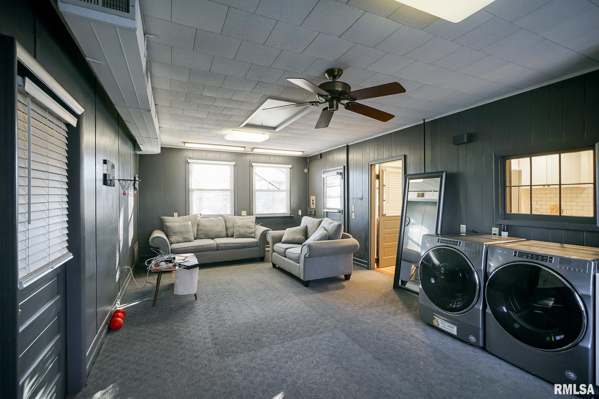 224 South Henderson Street Toulon, IL 61483 - Photo 10 of 90