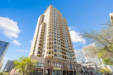 $450,000 | 1464 South Michigan Avenue, Unit 404, Chicago, IL 60605