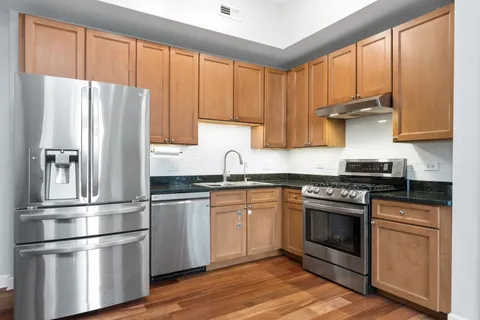 $450,000 | 1464 South Michigan Avenue, Unit 404, Chicago, IL 60605