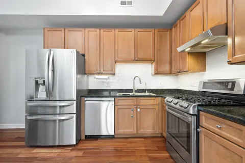 $450,000 | 1464 South Michigan Avenue, Unit 404, Chicago, IL 60605