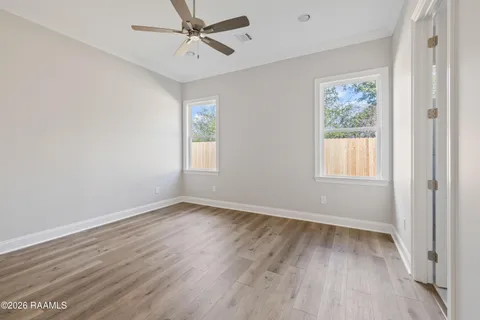 $300,000 | 242 Jagged Grove Lane, Youngsville, LA 70592