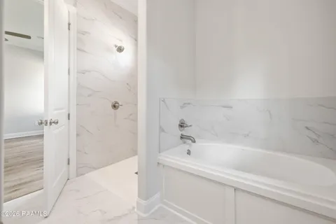 $300,000 | 242 Jagged Grove Lane, Youngsville, LA 70592