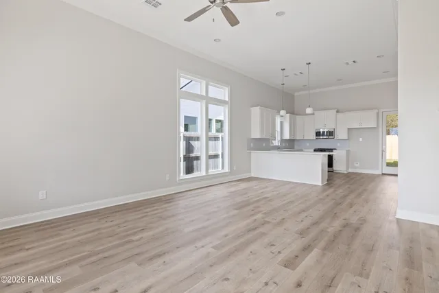 $300,000 | 242 Jagged Grove Lane, Youngsville, LA 70592