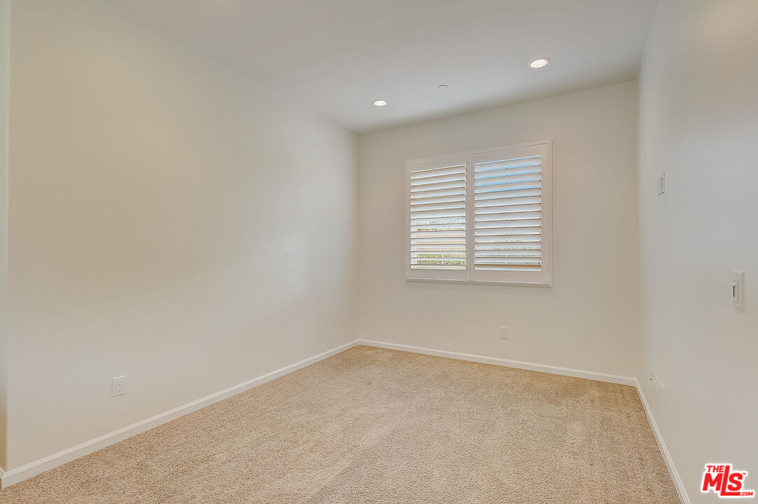 130 Firefly Irvine, CA 92618 - Photo 17 of 29 an empty room with windows