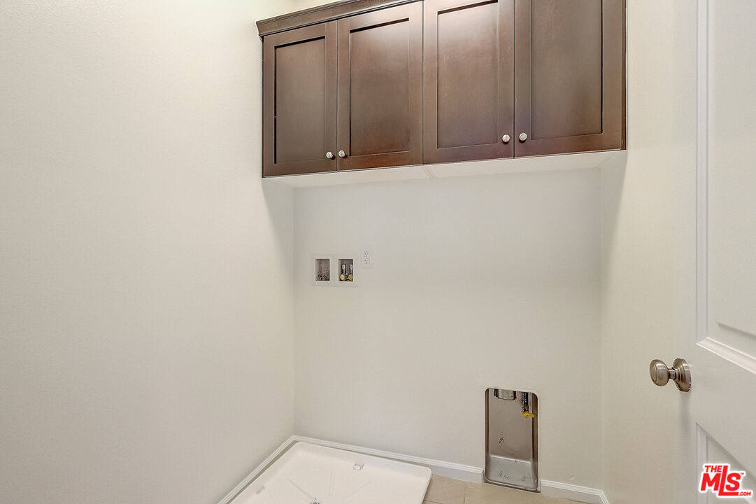 130 Firefly Irvine, CA 92618 - Photo 18 of 29 a view of a closet