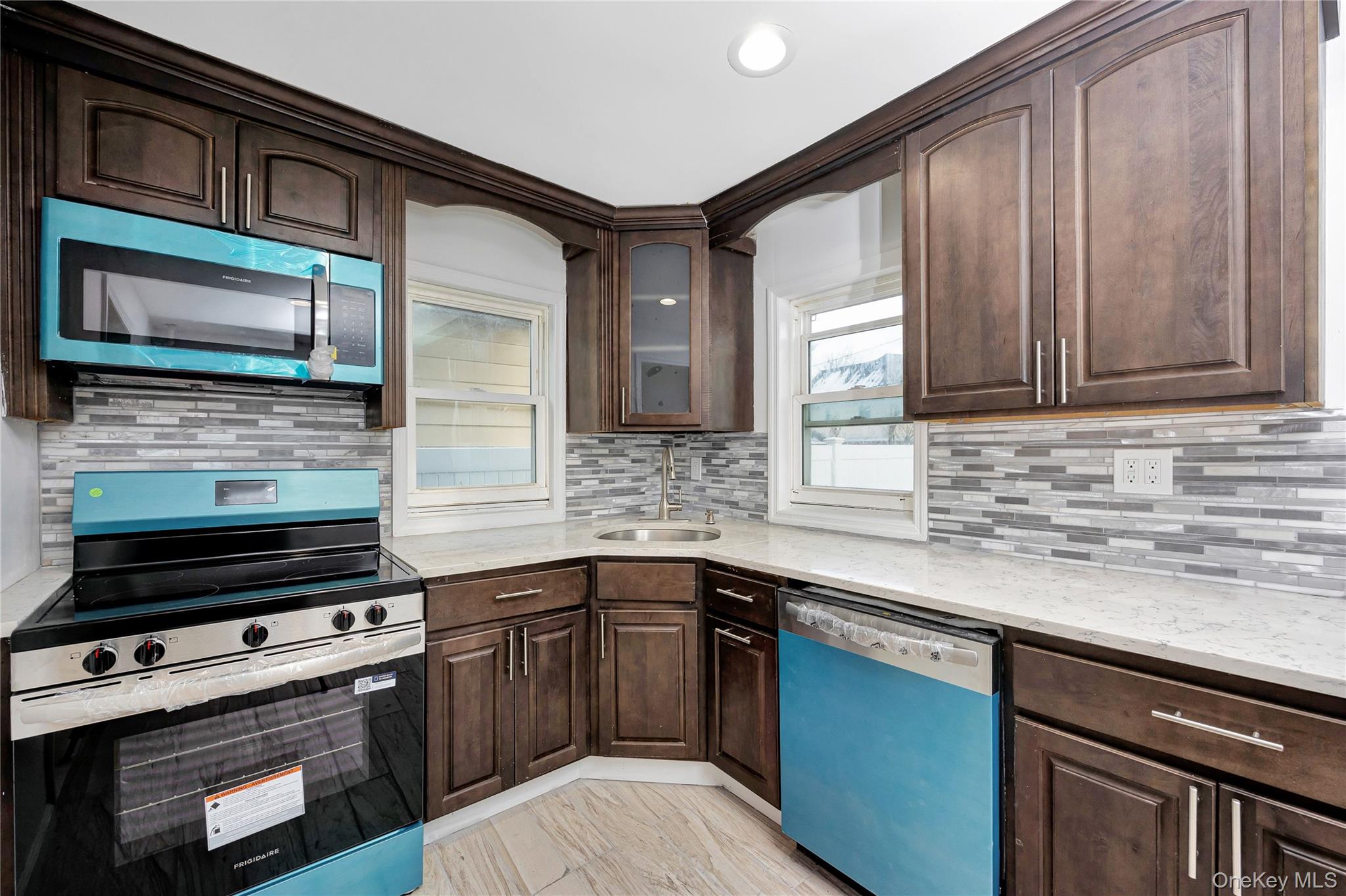 296 Harvard Street Hempstead, NY 11550 - Photo 14 of 33