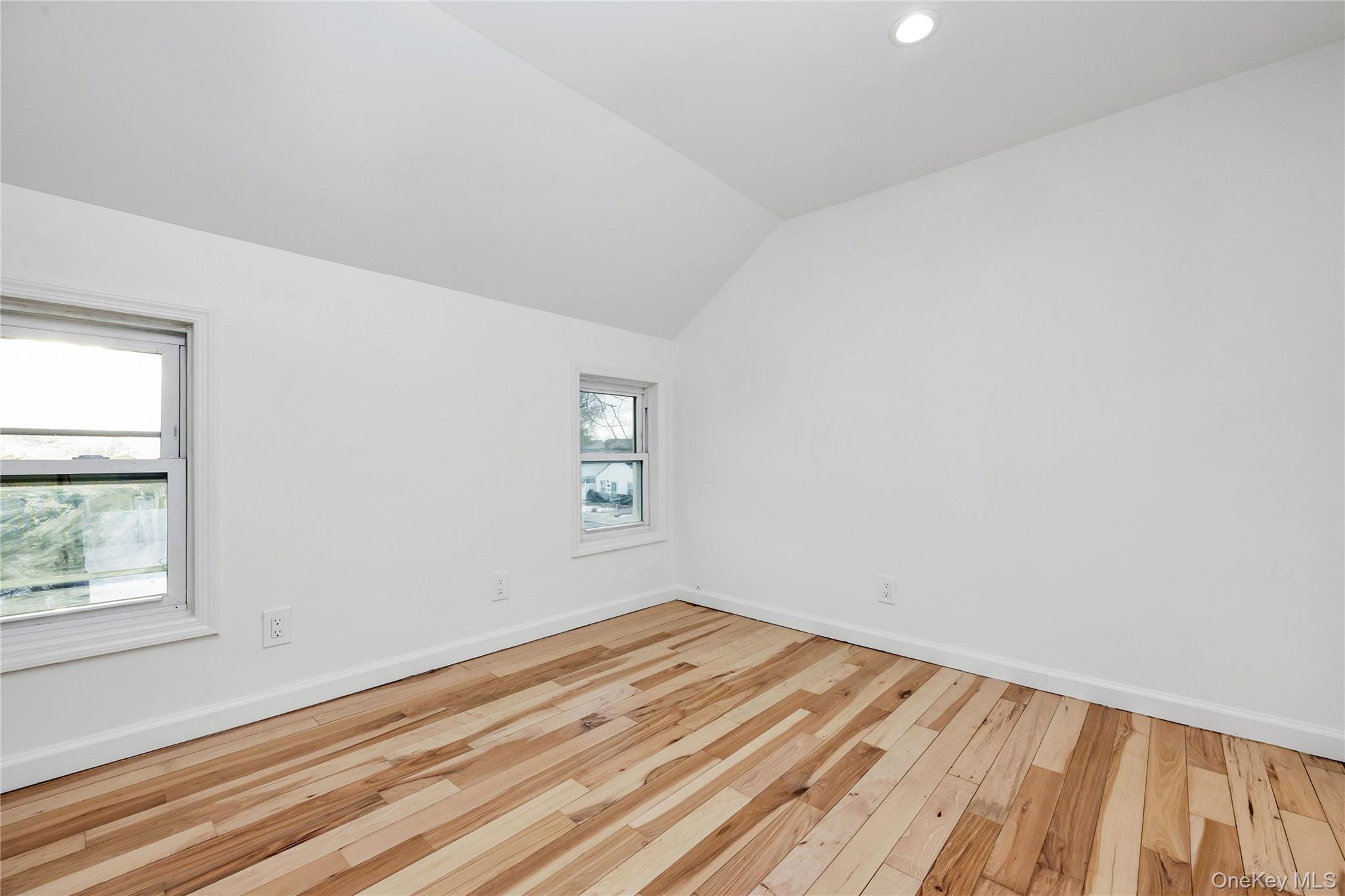 296 Harvard Street Hempstead, NY 11550 - Photo 20 of 33