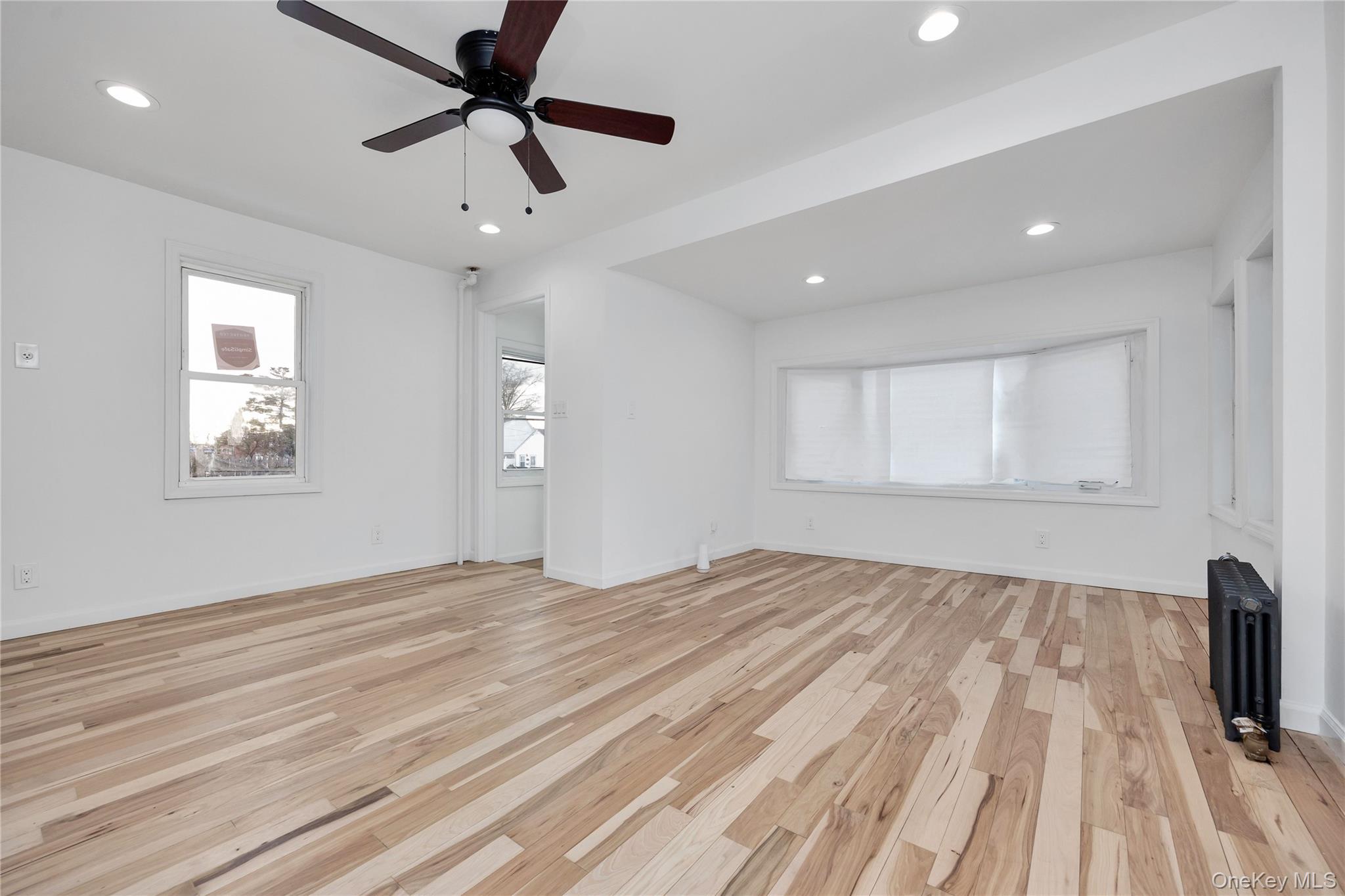 296 Harvard Street Hempstead, NY 11550 - Photo 7 of 33