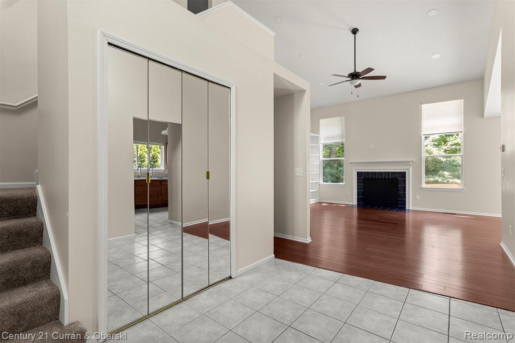 3444 Ashburnam Road Ann Arbor, MI 48105 - Photo 2 of 37