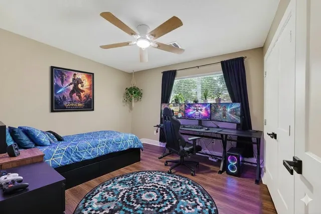 $2,400 | 2103 Woodway Drive, New Caney, TX 77357