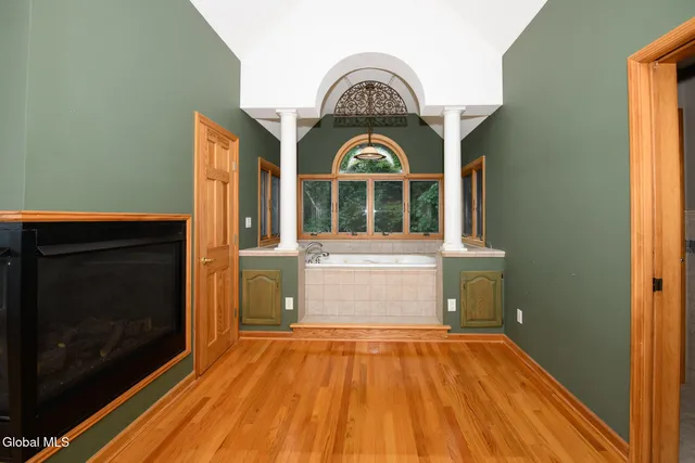 $640,000 | 1127 Leesome Lane, Altamont, NY 12009