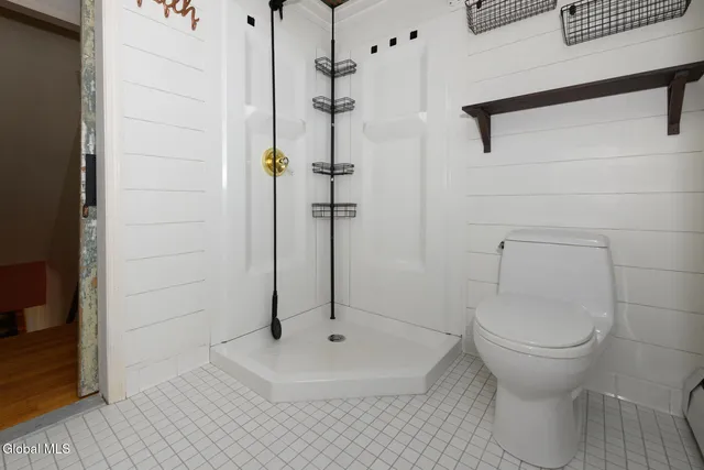 $640,000 | 1127 Leesome Lane, Altamont, NY 12009