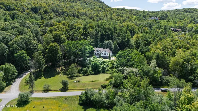 $640,000 | 1127 Leesome Lane, Altamont, NY 12009