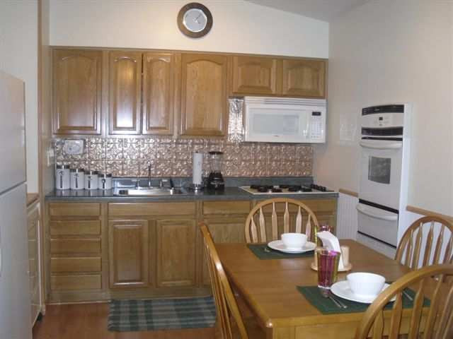 27 Hunting Road Colonie, NY 12205 - Photo 3 of 12 Photo 3