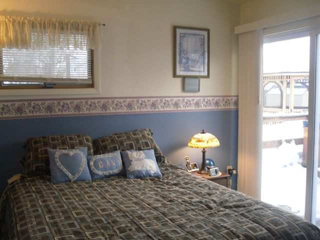27 Hunting Road Colonie, NY 12205 - Photo 6 of 12 Photo 6