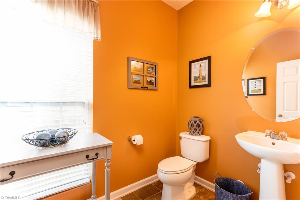 5407 Broadleaf Road Summerfield, NC 27358 - Photo 16 of 39 Gallery Image 16