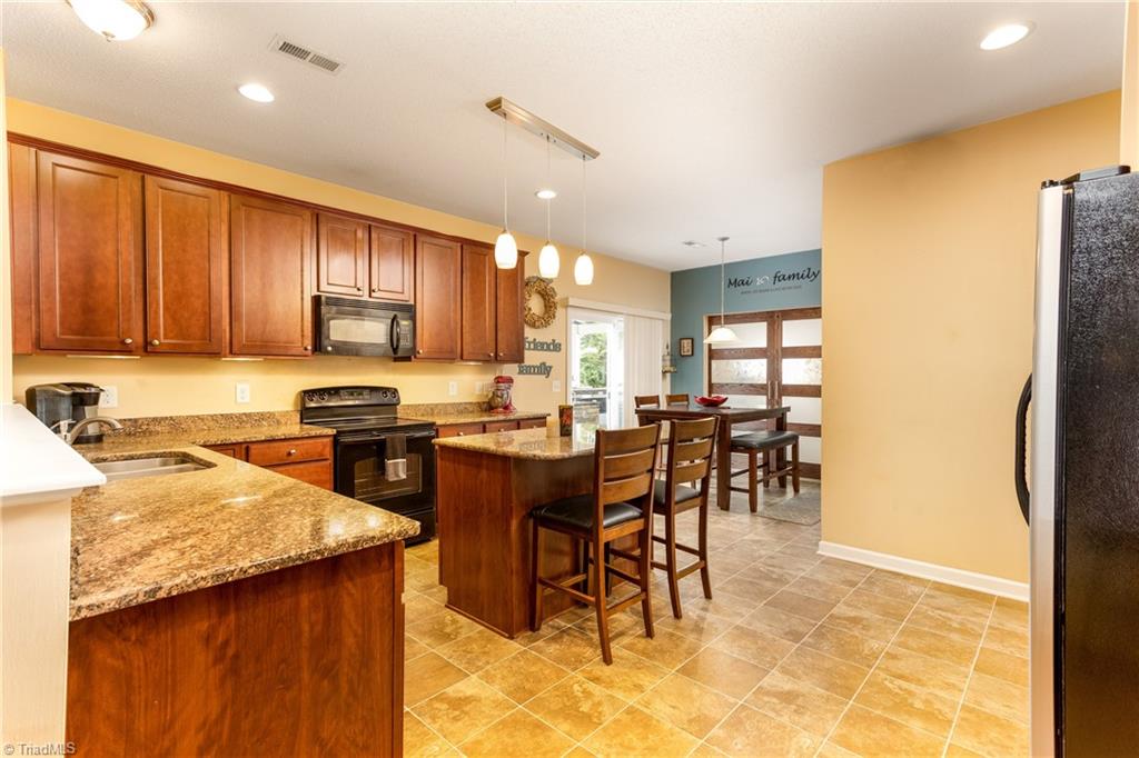5407 Broadleaf Road Summerfield, NC 27358 - Photo 22 of 39 Gallery Image 22