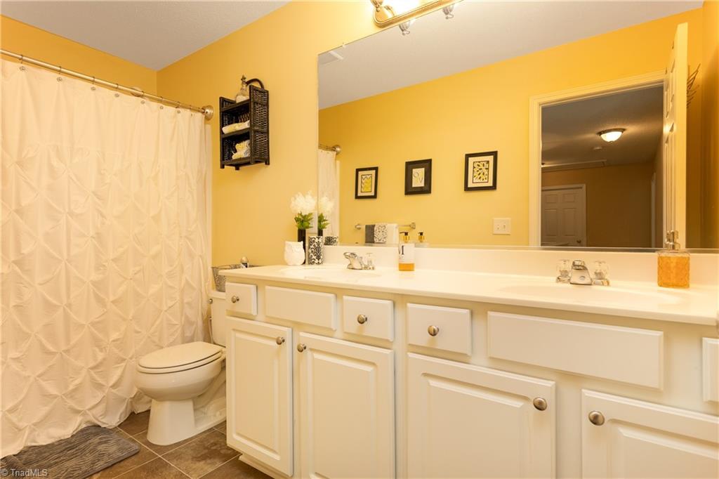 5407 Broadleaf Road Summerfield, NC 27358 - Photo 29 of 39 Gallery Image 29