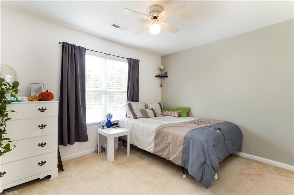 5407 Broadleaf Road Summerfield, NC 27358 - Photo 31 of 39 Gallery Image 31
