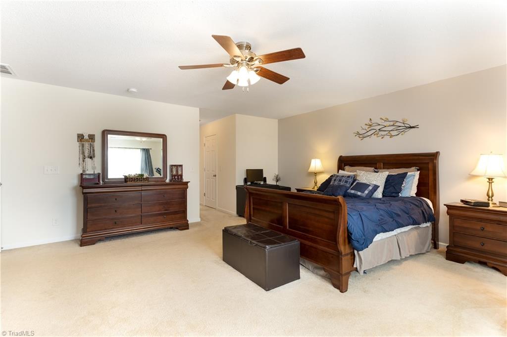 5407 Broadleaf Road Summerfield, NC 27358 - Photo 34 of 39 Gallery Image 34