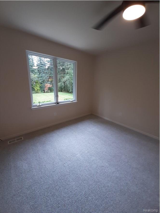1110 School Road Rochester, MI 48307 - Photo 35 of 49 Bed 4.jpg