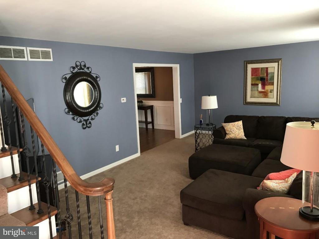 2117 Saddleridge Road Lancaster, PA 17601 - Photo 5 of 6
