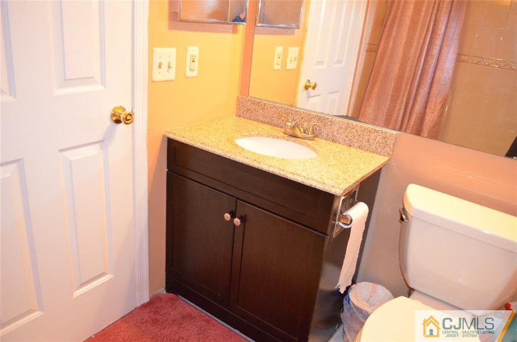 22 Rice Run East Brunswick, NJ 08816 - Photo 14 of 23 Gallery Image 14