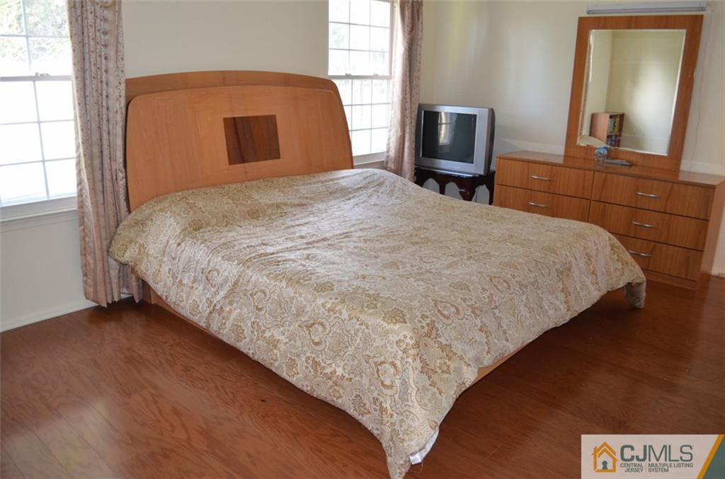 22 Rice Run East Brunswick, NJ 08816 - Photo 8 of 23 Gallery Image 8