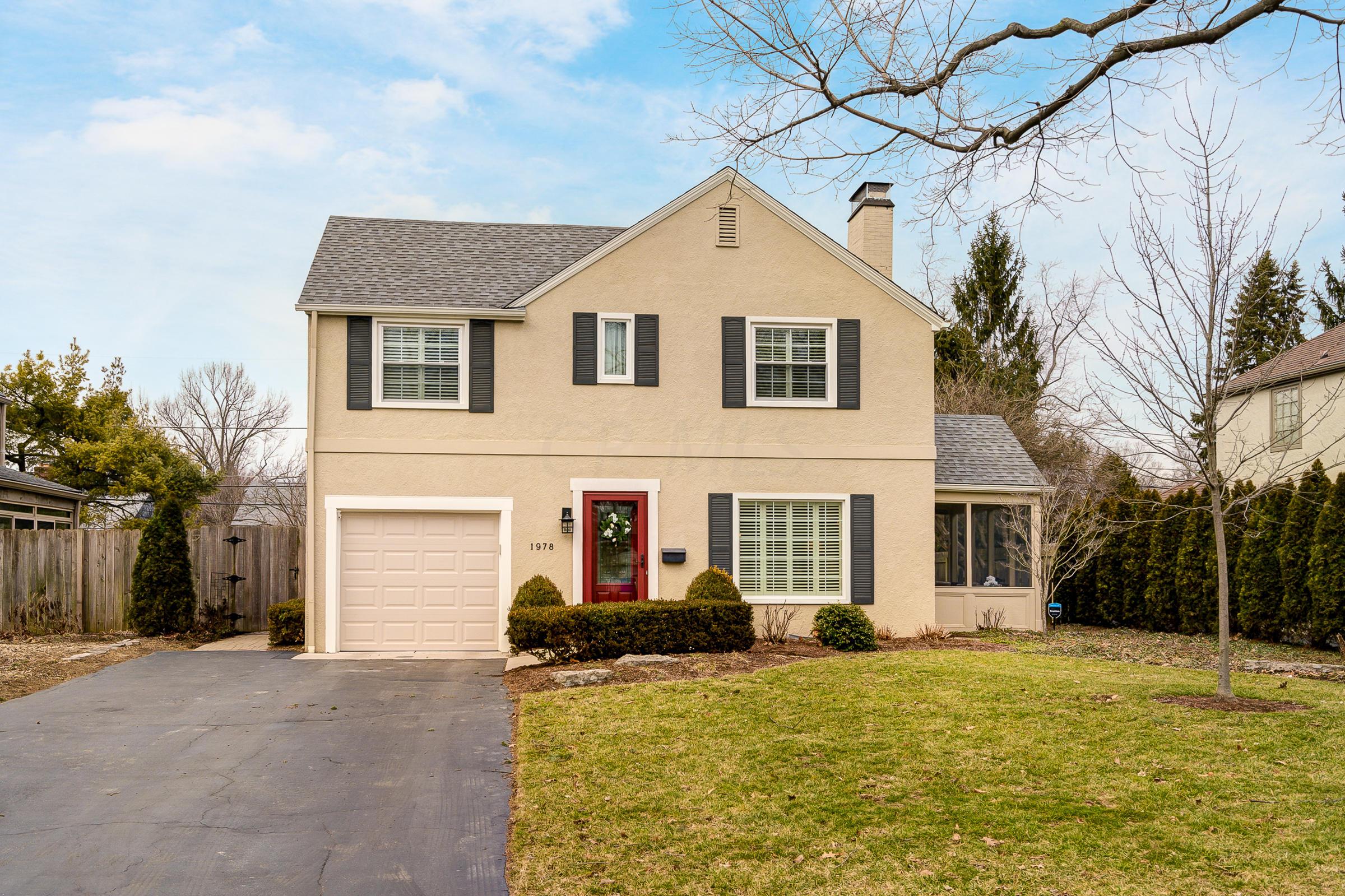 1978 Inchcliff Road Upper Arlington, OH 43221 - Photo 1 of 30