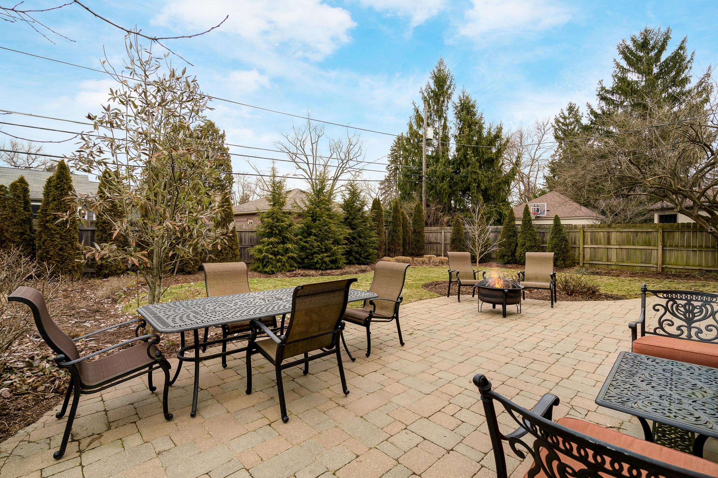 1978 Inchcliff Road Upper Arlington, OH 43221 - Photo 24 of 30