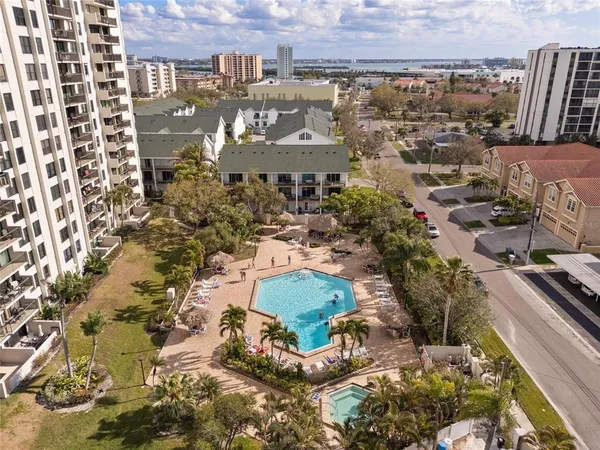 $535,000 | 320 Island Way, Unit 103, Clearwater, FL 33767
