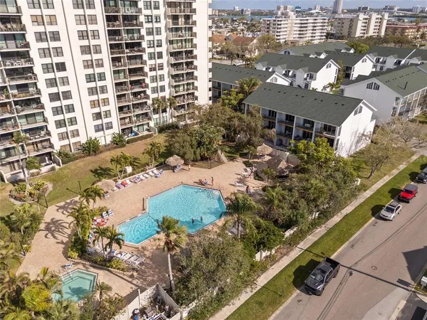 $535,000 | 320 Island Way, Unit 103, Clearwater, FL 33767