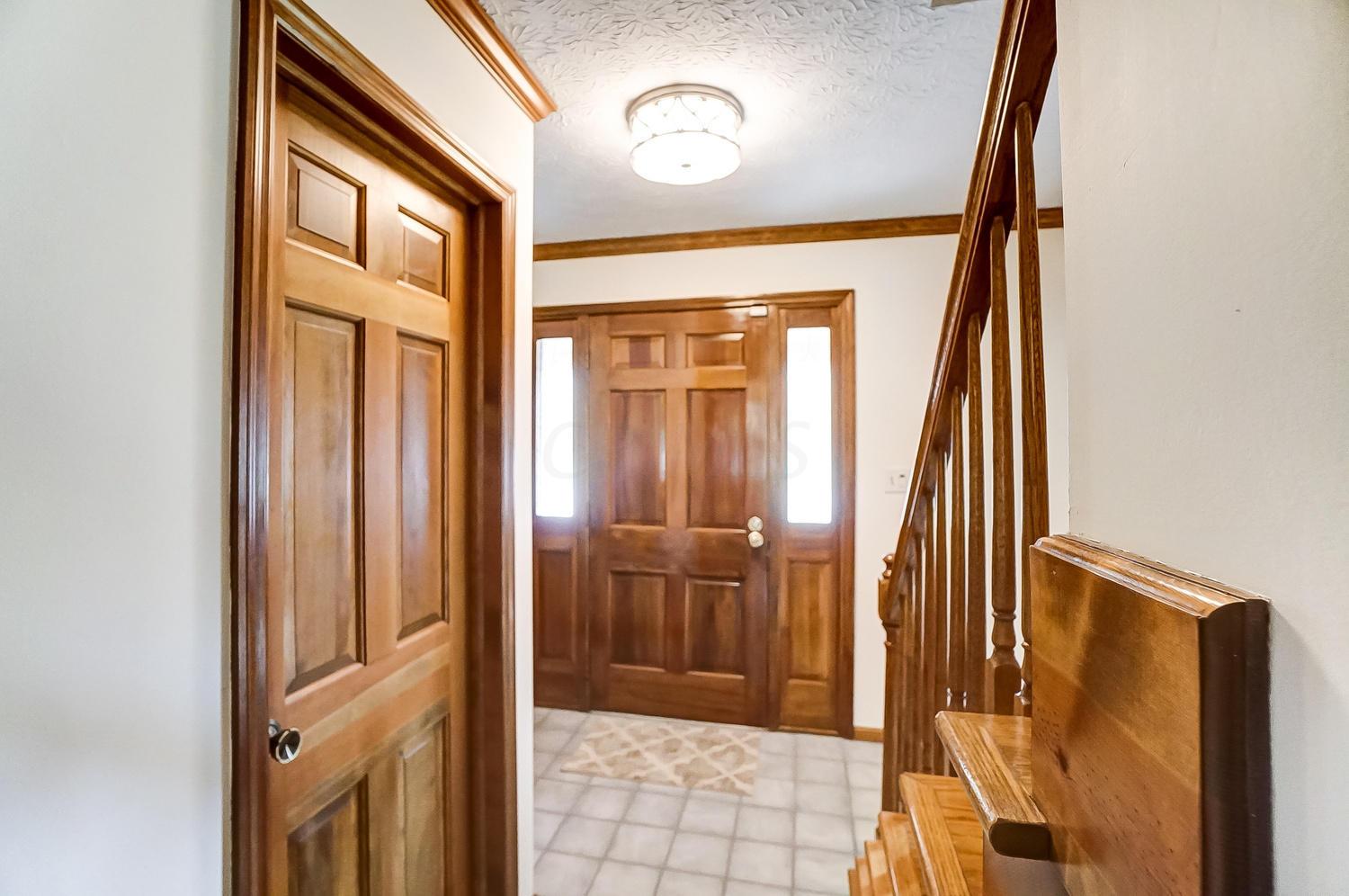 635 Rockbridge Road Westerville, OH 43081 - Photo 8 of 54 Gallery Image 8