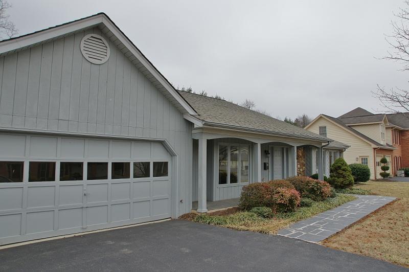 1720 Millbridge Road Salem, VA 24153 - Photo 3 of 41 EXTERIOR