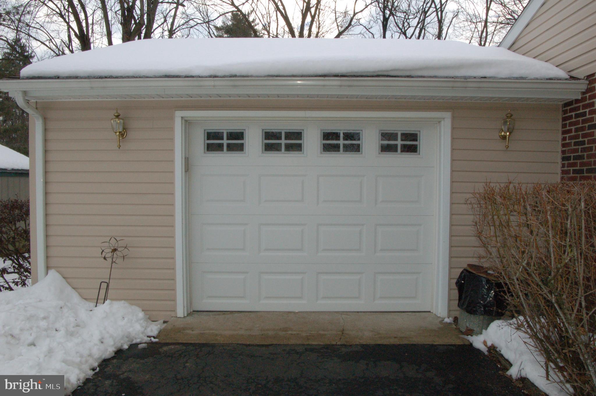 108 Noble Street Lititz, PA 17543 - Photo 2 of 20