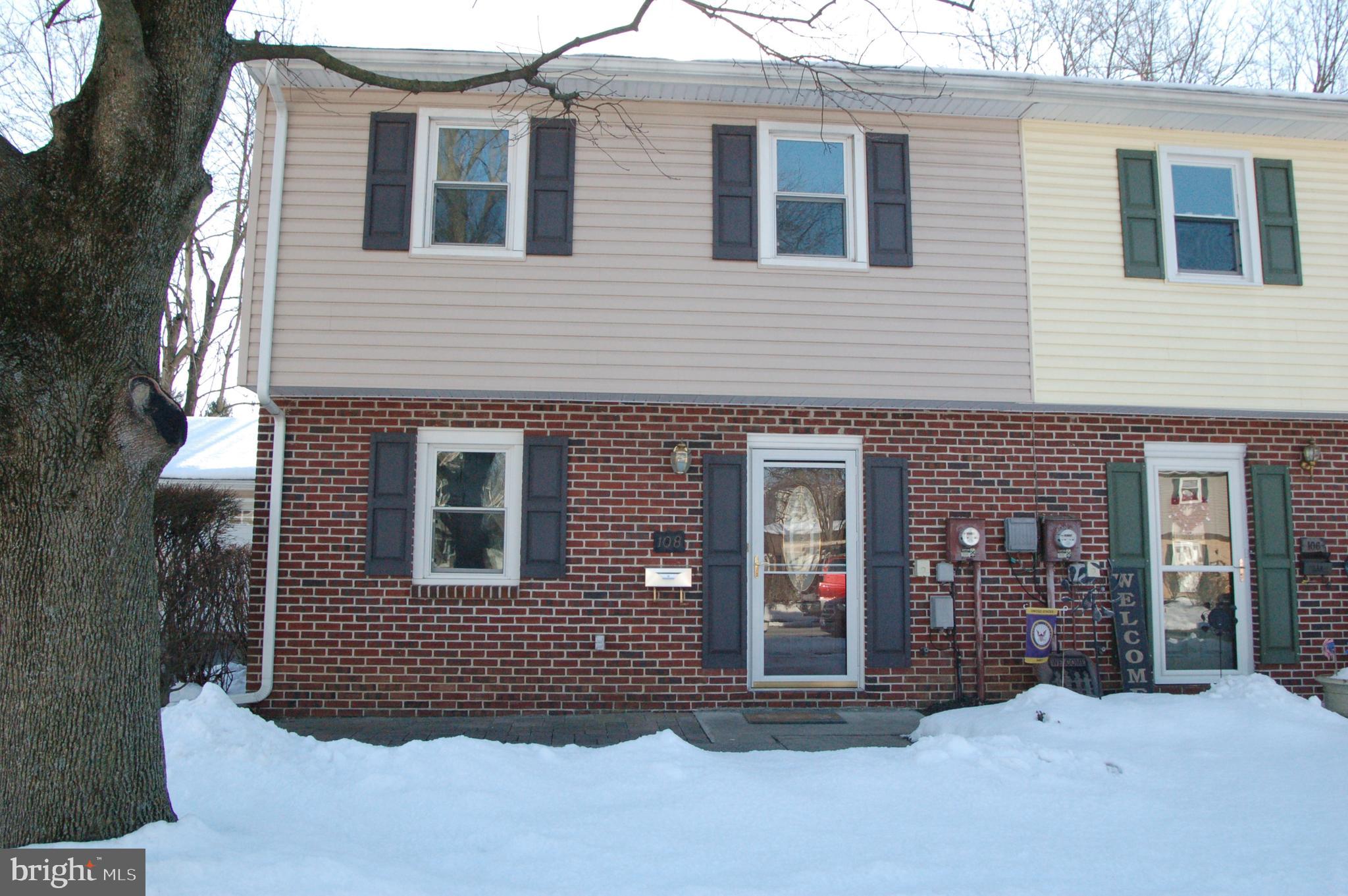 108 Noble Street Lititz, PA 17543 - Photo 3 of 20