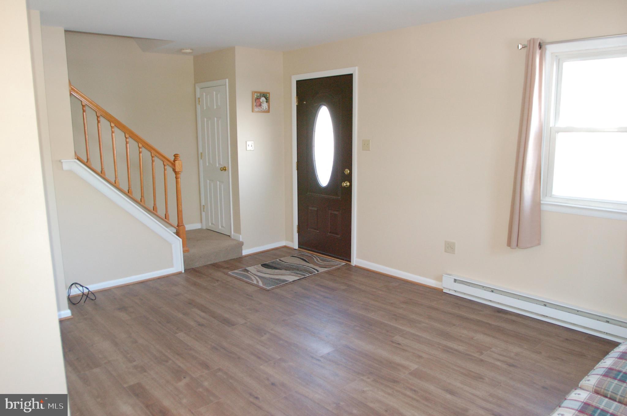 108 Noble Street Lititz, PA 17543 - Photo 4 of 20
