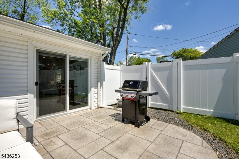 14 Adamsville Road North Bridgewater, NJ 08807 - Photo 33 of 38