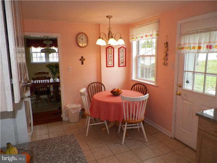 620 Aintree Road Hatboro, PA 19040 - Photo 6 of 10 Gallery Image 6