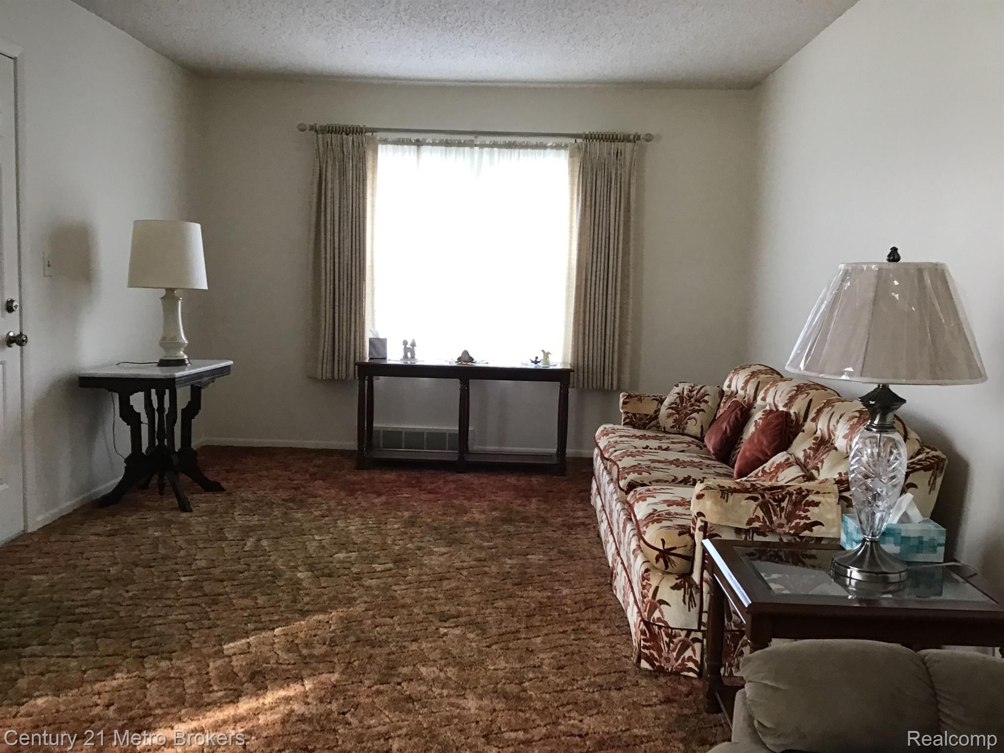 6103 Torrey Road Flint, MI 48507 - Photo 9 of 15 Gallery Image 9