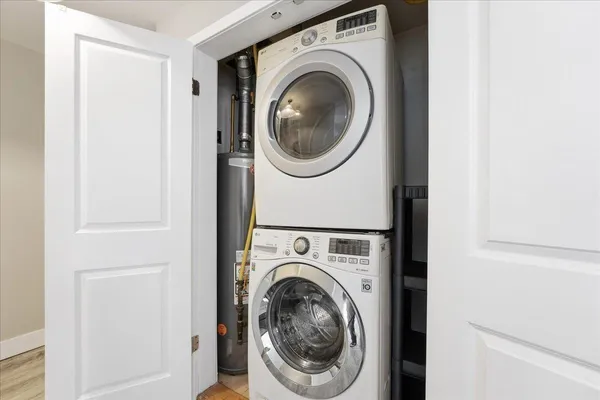 $810,000 | 610 Newark Street, Unit 4E, Hoboken, NJ 07030