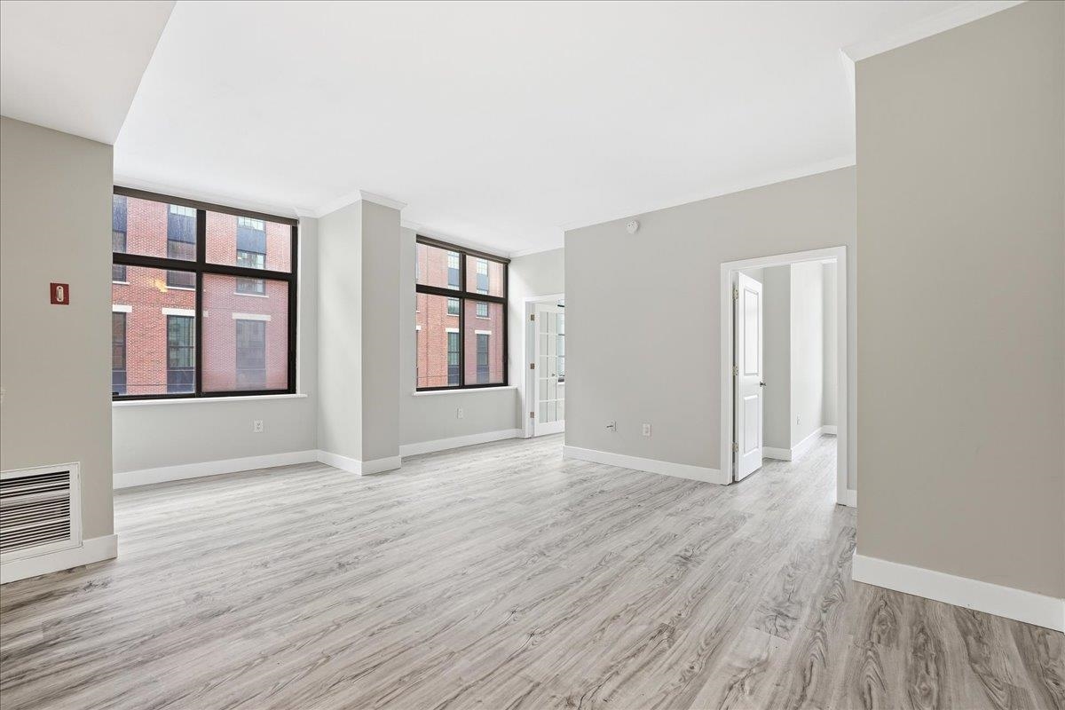 610 Newark Street, Unit 4E Hoboken, NJ 07030 - Photo 3 of 28