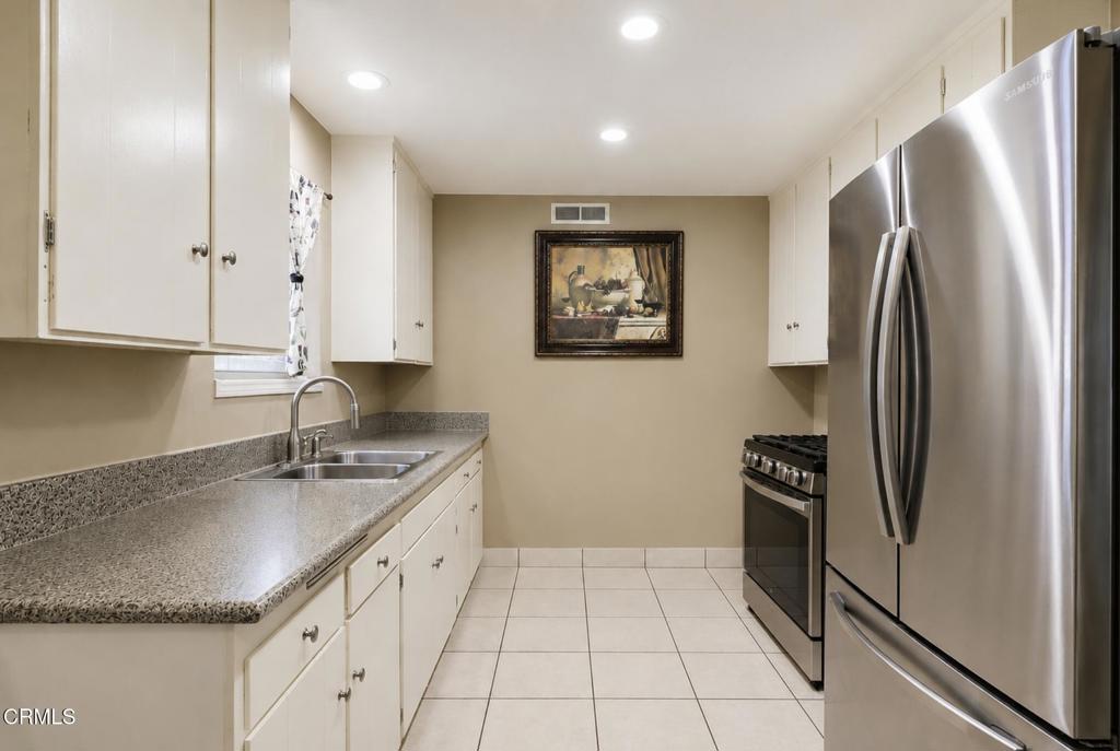 4125 G Street Oxnard, CA 93033 - Photo 7 of 26