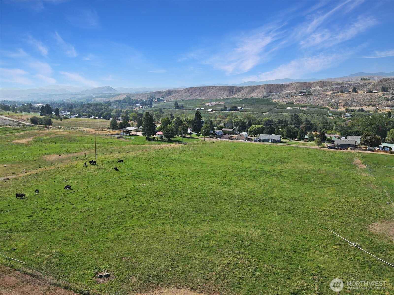 12 A Temby Road Tonasket, WA 98855 - Photo 6 of 36 a view of an ocean and city